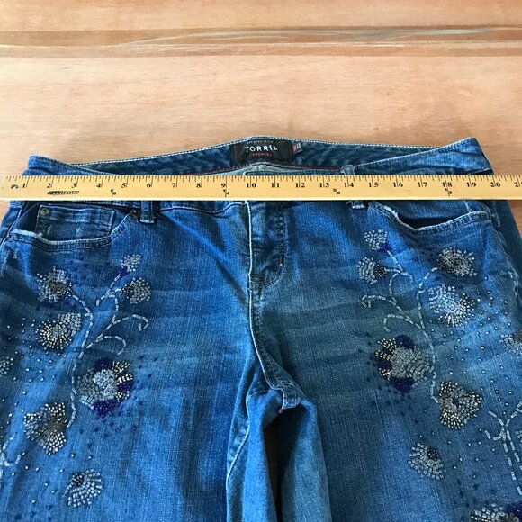 Torrid Premium Jeans Women 18 Blue Mid Rise Beaded Floral Stretch Preppy 17974 - Picture 9 of 15